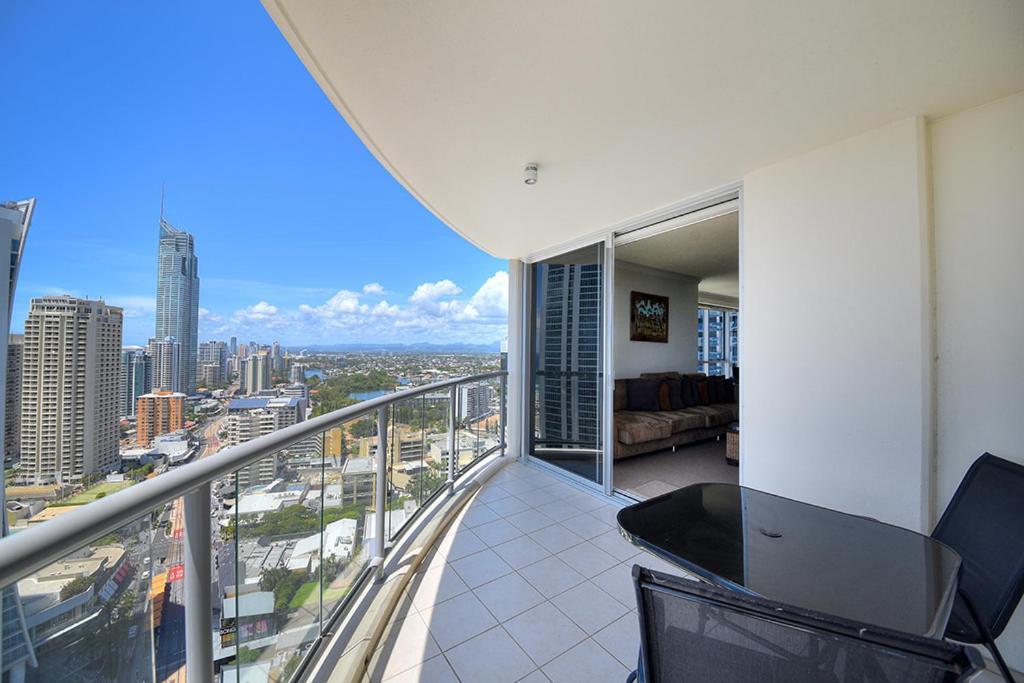 Deluxe Chevron Renaissance Lejlighed Gold Coast Eksteriør billede